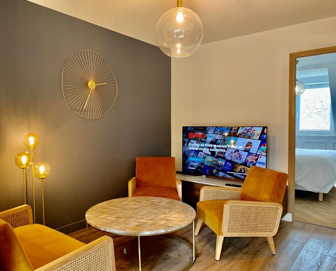 Les Trois B - Hypercentre De Beaune Μπον Εξωτερικό φωτογραφία